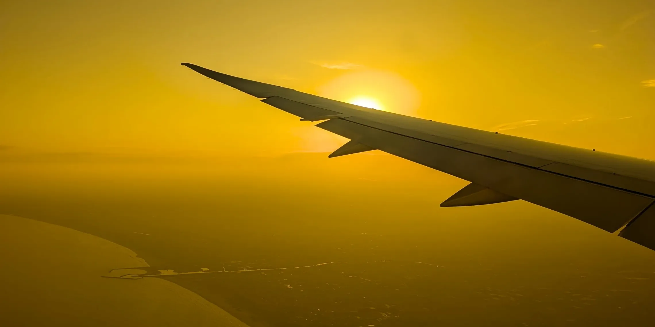 Landeanflug auf Narita im Sonnenuntergang an einem Februarnachmittag